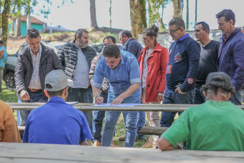 Programa Dinheiro Direto na Comunidade garante equipamentos ao Recanto da Natureza